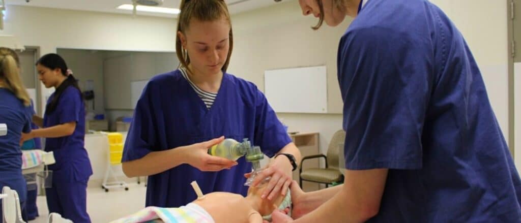Health Services Students in simulated nursing ward
